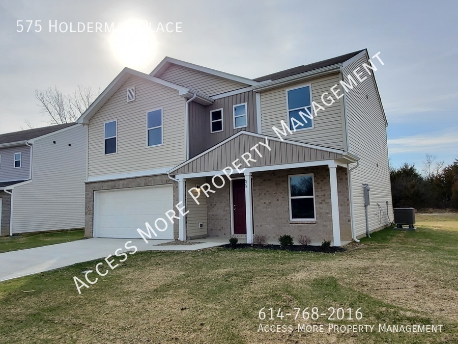 575 Holderman Pl in New Lebanon, OH - Foto de edificio