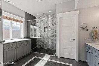 1841 W Felton Dr in Coeur d'Alene, ID - Building Photo - Building Photo