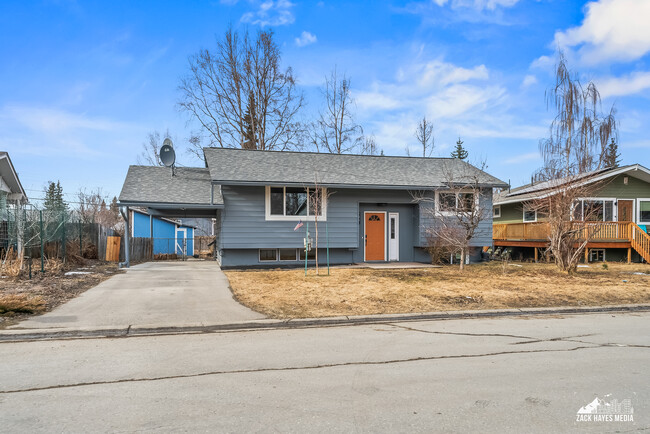 property at 2051 Campbell Pl