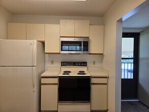 21 Plantation Dr in Vero Beach, FL - Building Photo - Building Photo