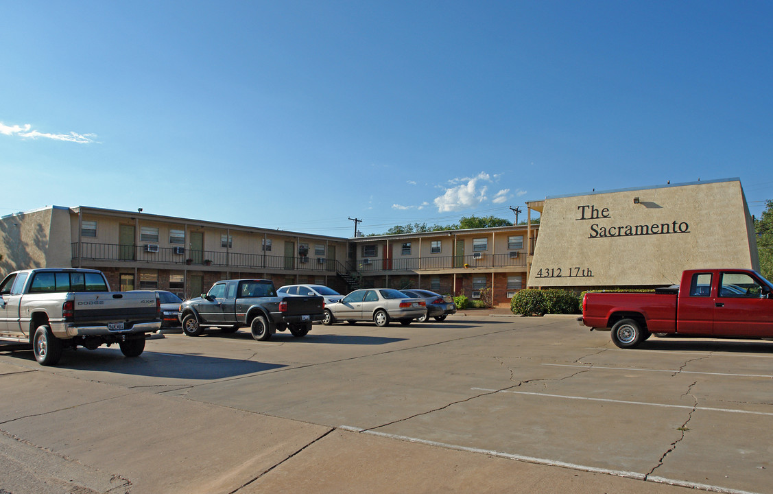 Sacramento Apartments in Lubbock, TX - Foto de edificio