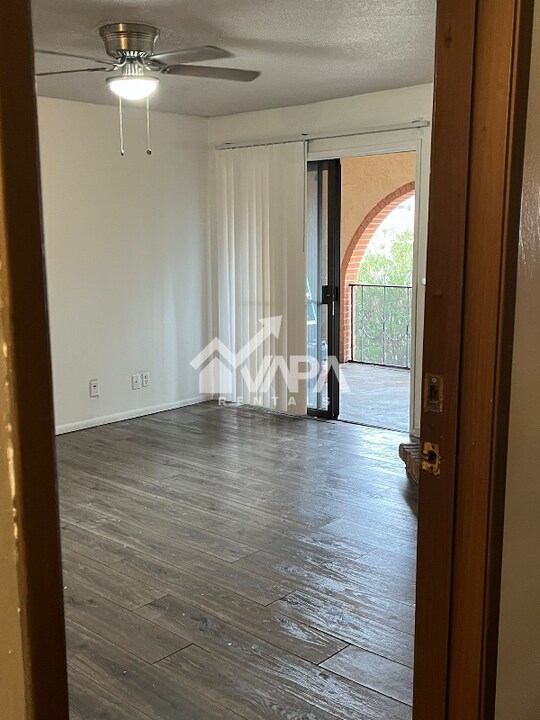 6311 N Barcelona Ct in Tucson, AZ - Foto de edificio