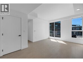 343 St Davids Ave in North Vancouver, BC - Building Photo - Building Photo