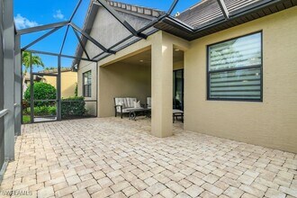 16309 Winfield Ln in Naples, FL - Building Photo - Building Photo