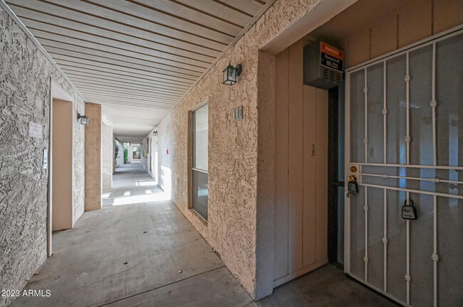 11044 N 28th Dr in Phoenix, AZ - Building Photo - Building Photo
