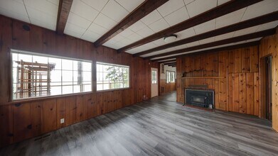 1628 Polnell Rd in Oak Harbor, WA - Building Photo - Building Photo