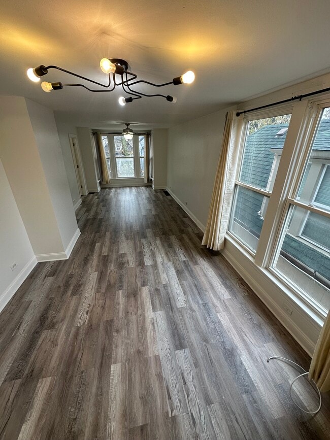 1928 N Keeler Ave, Unit 2