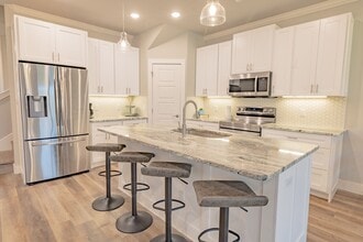 14010 Fortuna Bay Dr in Corpus Christi, TX - Building Photo - Building Photo