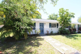 1630 Suponic Ave in Sarasota, FL - Foto de edificio - Building Photo