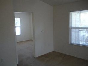 4930 W Intrepid Ln-Unit -202 * in Boise, ID - Building Photo - Building Photo