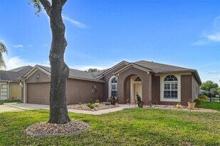 19111 Fern Meadow Loop in Lutz, FL - Building Photo