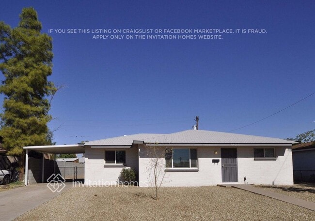 property at 3026 W Lawrence Ln