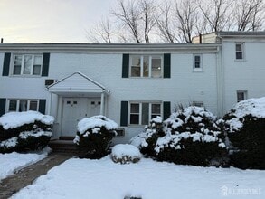 37 Garfield Park in Edison, NJ - Building Photo - Building Photo