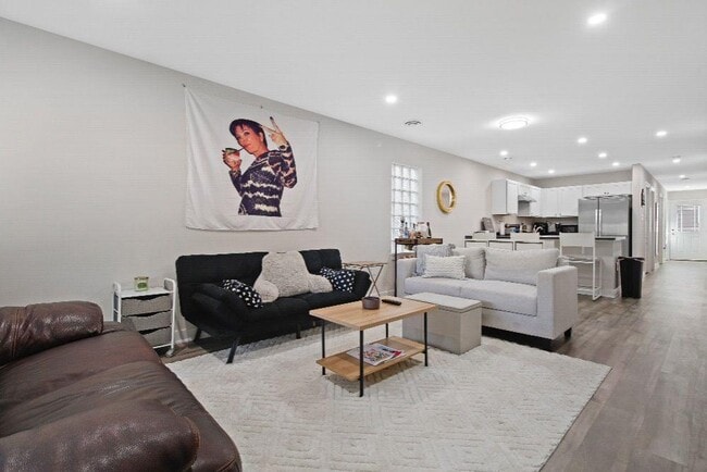 1709 W State St in Milwaukee, WI - Building Photo - Building Photo