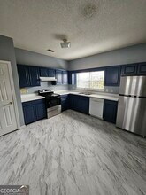 2465 Brianna Dr in Hampton, GA - Building Photo - Building Photo