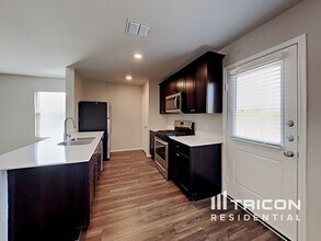 14201 Serrano Ridge Rd in Haslet, TX - Building Photo - Building Photo