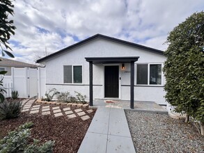 2810 Nye St in San Diego, CA - Building Photo - Building Photo