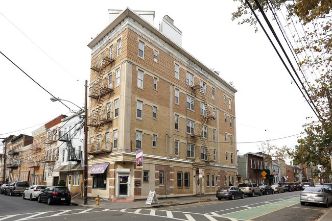 249 Adams St