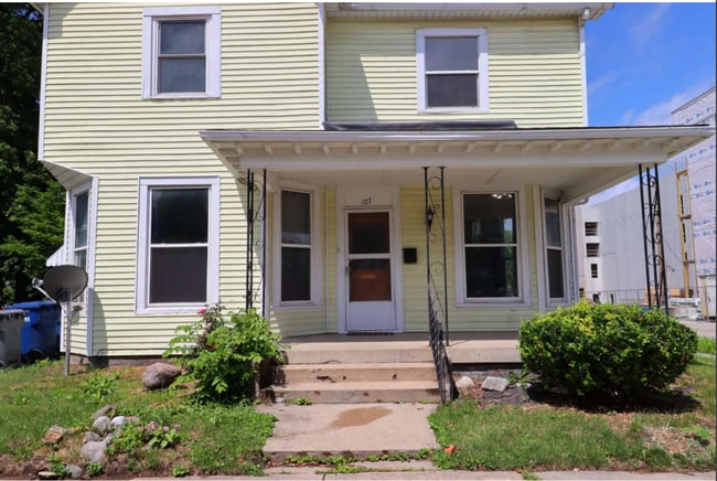 property at 107 S 6th St