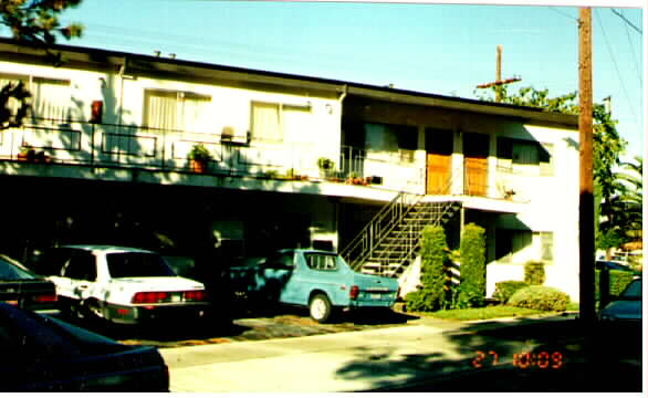 1331 N Cordova St in Burbank, CA - Building Photo - Building Photo