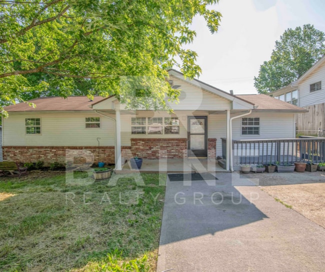property at 2614 Dexter Ln