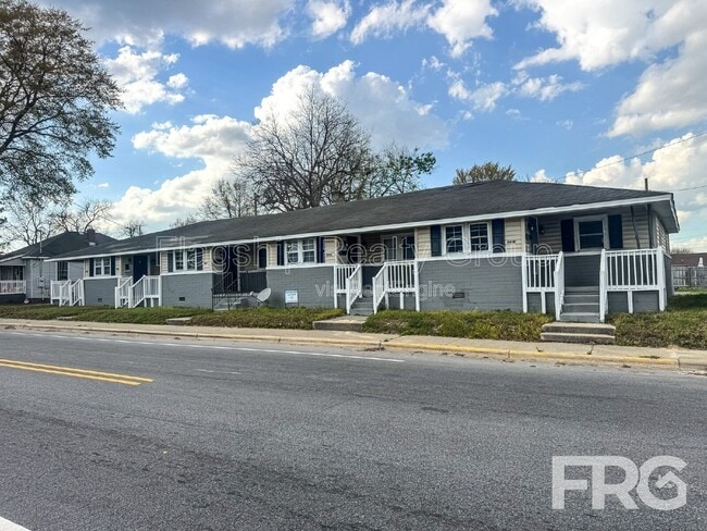 600 Howell St in Greenville, NC - Building Photo - Building Photo