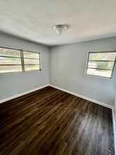 4939 Flamingo Ln in Ridge Manor, FL - Building Photo - Building Photo