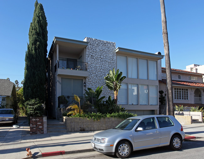 938 19th St in Santa Monica, CA - Foto de edificio - Building Photo