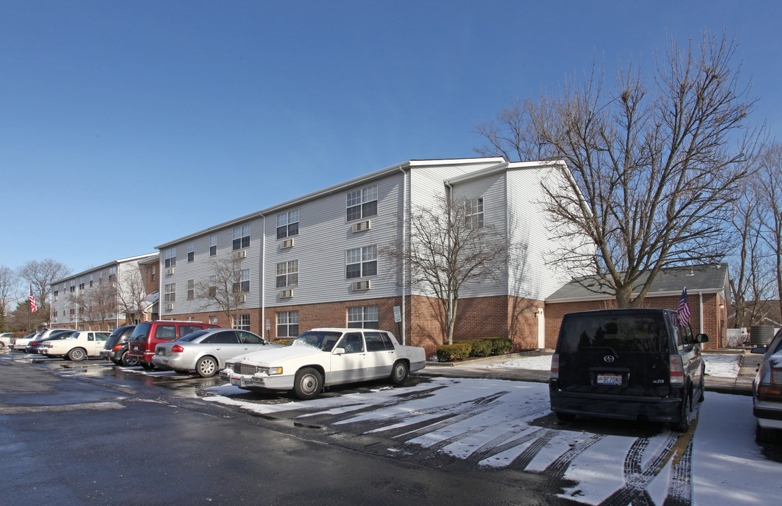 Stone Manor in Dayton, OH - Building Photo