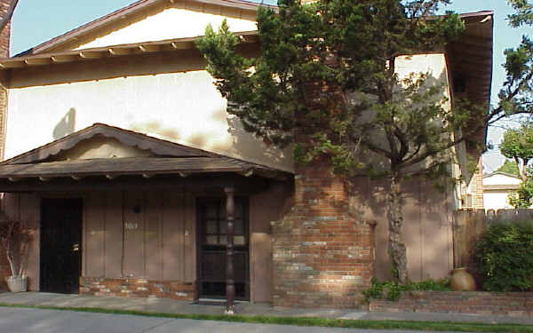 Fourplex in Riverside, CA - Building Photo - Building Photo