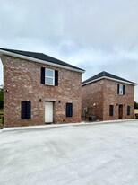 1977 Bayou Rd in Thibodaux, LA - Building Photo