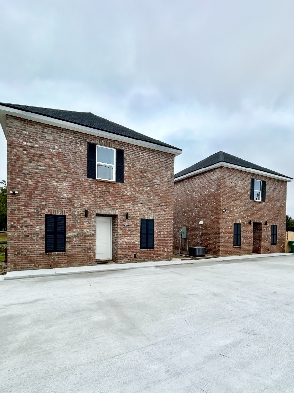 property at 1977 Bayou Rd