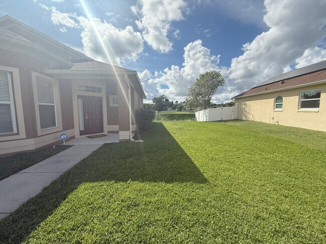 9801 Kona Isle Ct in Orlando, FL - Building Photo - Building Photo