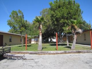 3771-3781 Belmont St in Ft. Myers, FL - Foto de edificio