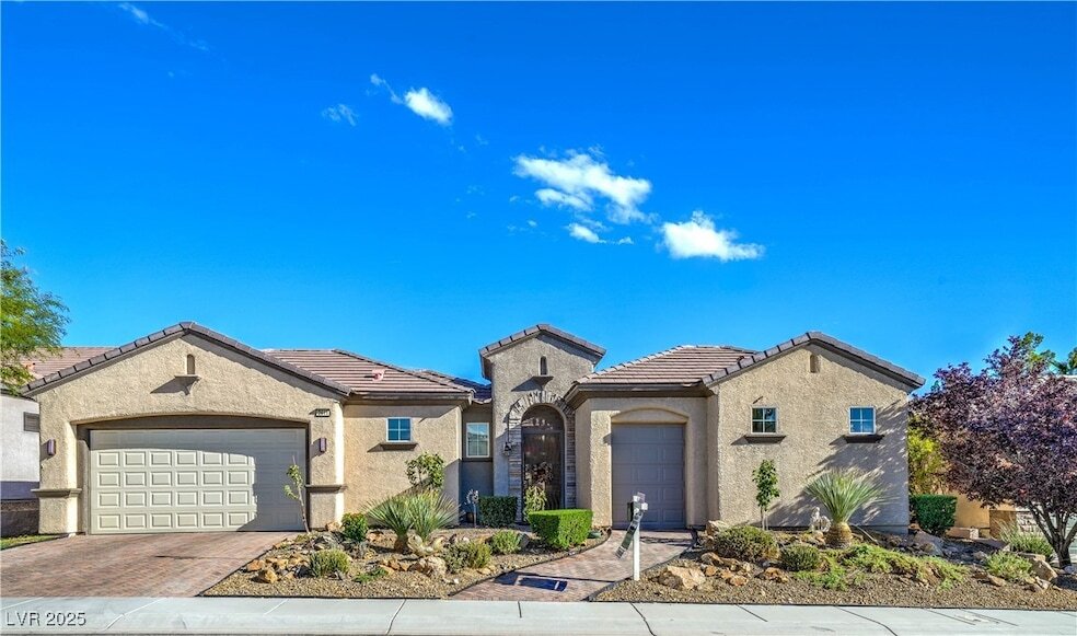 2611 Savannah Springs Ave in Henderson, NV - Building Photo