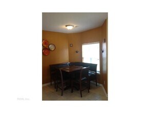 937 Levee Ln in Chesapeake, VA - Building Photo - Building Photo