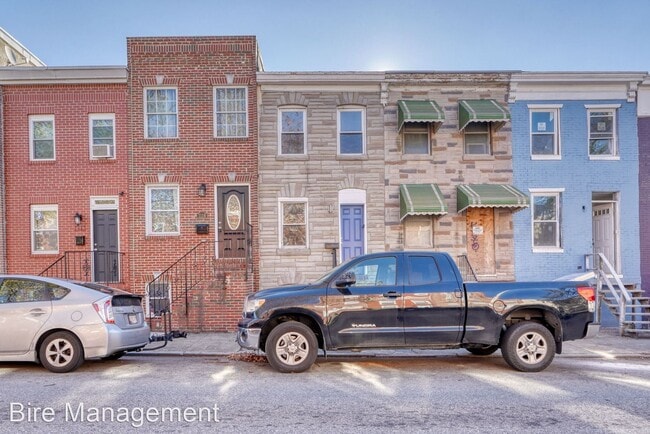 1121 Washington Blvd photo'