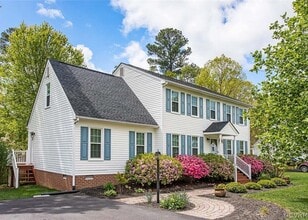 8025 Secretariat Dr in Midlothian, VA - Building Photo - Building Photo