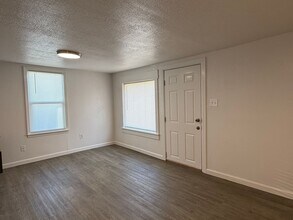 1224 E Columbia Ave in Spokane, WA - Foto de edificio - Building Photo