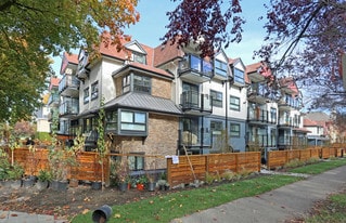 Domego Co-op in Vancouver, BC - Building Photo