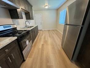 223-227 W Curtis St in Salinas, CA - Building Photo - Building Photo