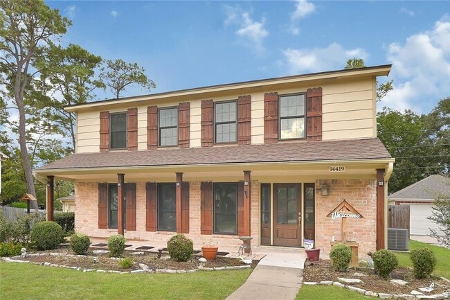 property at 14419 Ravenhurst Ln