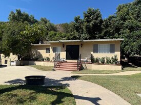 3021 Grand Ave in Fillmore, CA - Building Photo