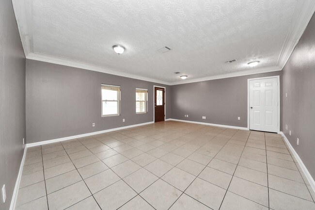 property at 4402 Ludwig Ln