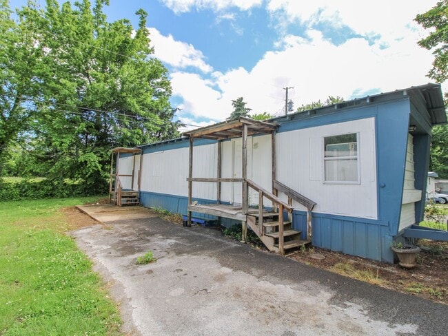 property at 14 Simpson Rd