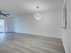 7237 Cloister Dr in Sarasota, FL - Building Photo - Building Photo