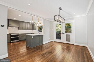 2314 Wheystone Ct in Vienna, VA - Building Photo