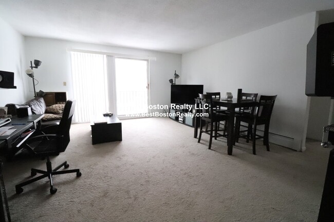 property at 41 Belmont St