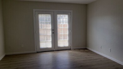 3050 N 24th Ln in Phoenix, AZ - Building Photo - Building Photo