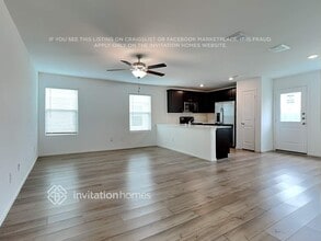 10616 Sewell Cir in Dallas, TX - Building Photo - Building Photo